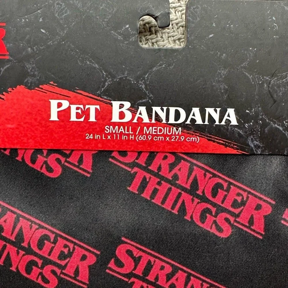Netflix STRANGER THINGS Dog Bandana Black Small/Medium NWT Puppy Gift